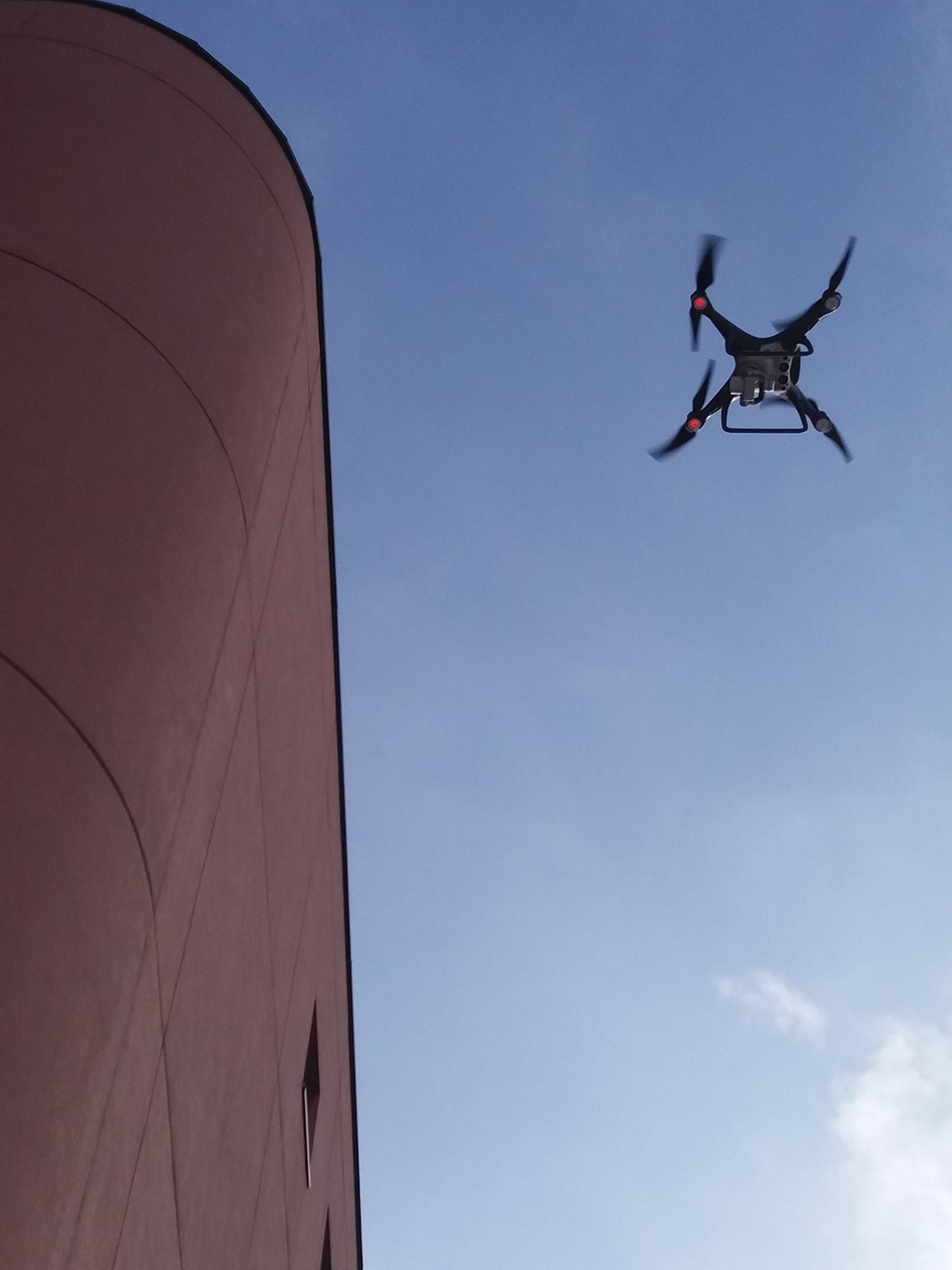 alt="drone relevé facade batiment photogrammetrie"